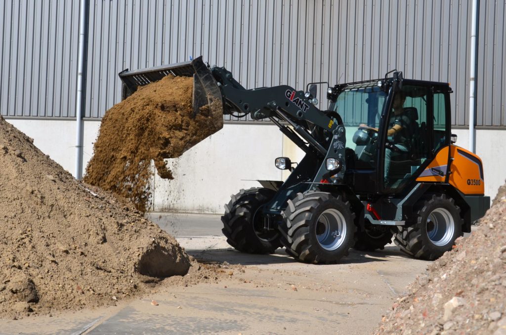 Giant G3500 Compact Wheel Loader Giant Loaders